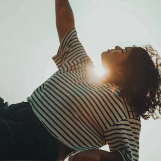 10 Alimentos para el Sistema Inmunológico: Mujer al sol.