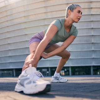 Vitamina K2: Mujer practicando deporte